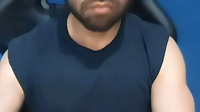 Snapshot of ElmaCannon chatting on March 2, 12:01 pm ElmaCannon online show from March 2, 12:01 pm