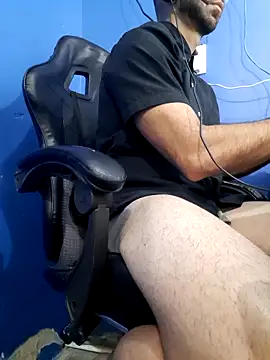 Snapshot of ElmaCannon chatting on November 13, 6:07 pm ElmaCannon online show from November 13, 6:07 pm