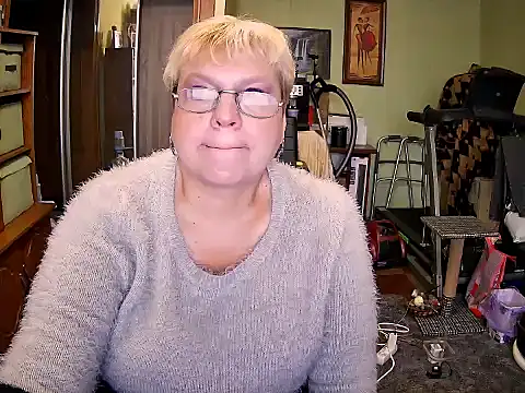 LOLA8888 online show from October 26, 12:00 pm