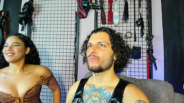 Twisted Fantasy online show from January 1, 7:10 pm