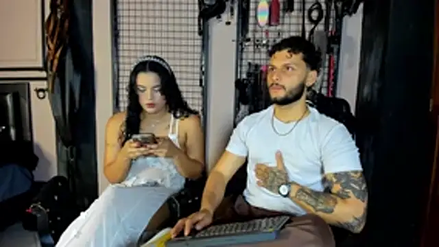 Twisted Fantasy online show from March 4, 4:07 am