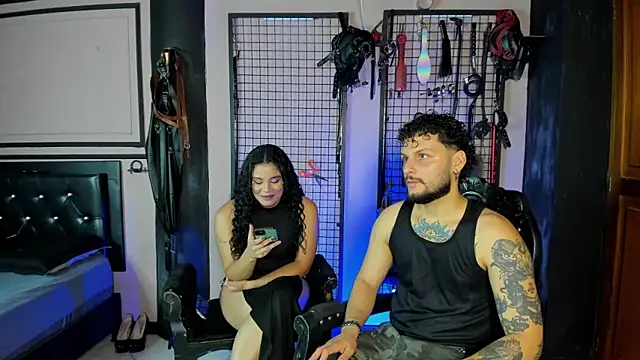 Twisted Fantasy online show from April 1, 5:08 am