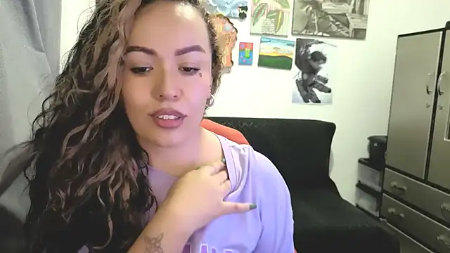 joan-star online show from April 20, 5:26 pm