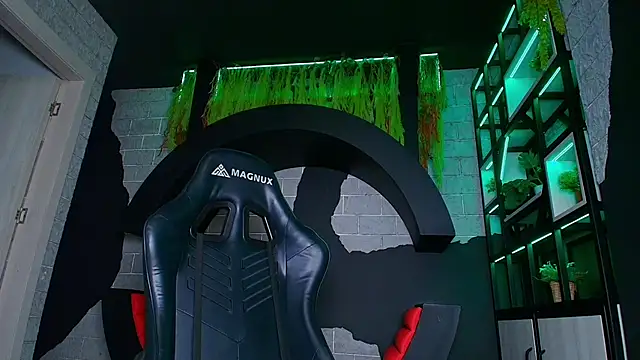 alexgiraldo  online show from March 21, 11:22 am