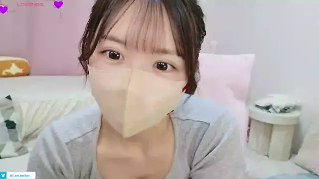 Snapshot of anchan_ chatting on May 22, 2:55 pm anchan online show from May 22, 2:55 pm