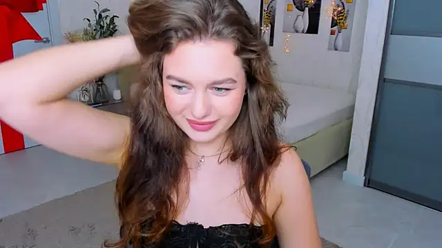 MiracleCurly online show from February 5, 1:11 pm