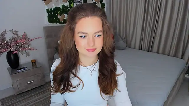 MiracleCurly online show from February 8, 4:36 pm