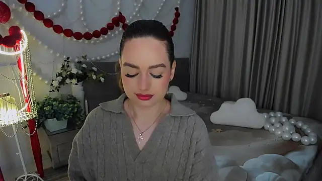 MiracleCurly online show from April 22, 6:09 pm