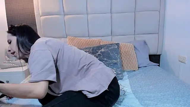 Snapshot of Hecatee_77 chatting on January 13, 7:21 pm Hecatee 77 online show from January 13, 7:21 pm