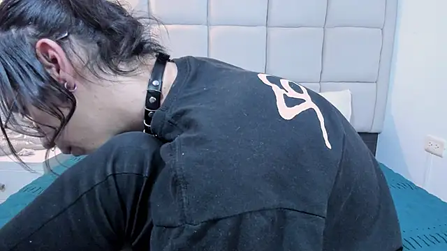 Snapshot of Hecatee_77 chatting on January 21, 7:17 pm Hecatee 77 online show from January 21, 7:17 pm