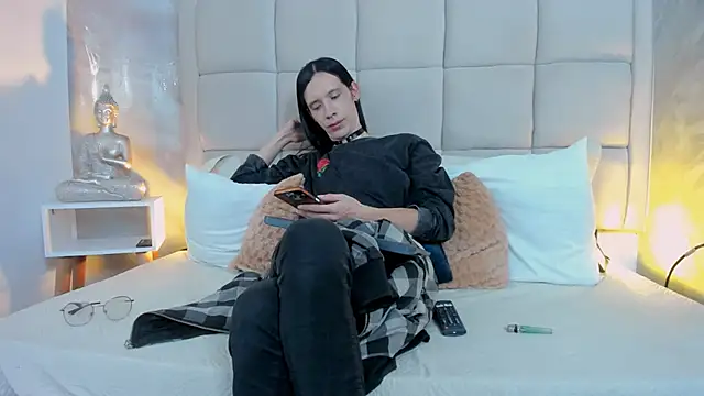 Snapshot of Hecatee_77 chatting on September 10, 7:47 pm Hecatee 77 online show from September 10, 7:47 pm