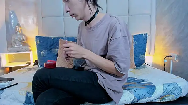 Snapshot of Hecatee_77 chatting on October 7, 7:44 pm Hecatee 77 online show from October 7, 7:44 pm