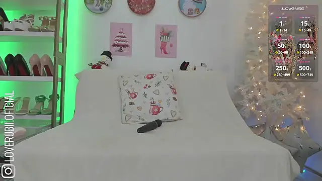 loverubii online show from December 17, 4:23 am