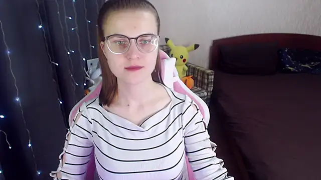 MissBrightShine online show from February 6, 12:48 pm