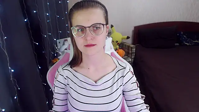 MissBrightShine online show from February 7, 1:11 pm