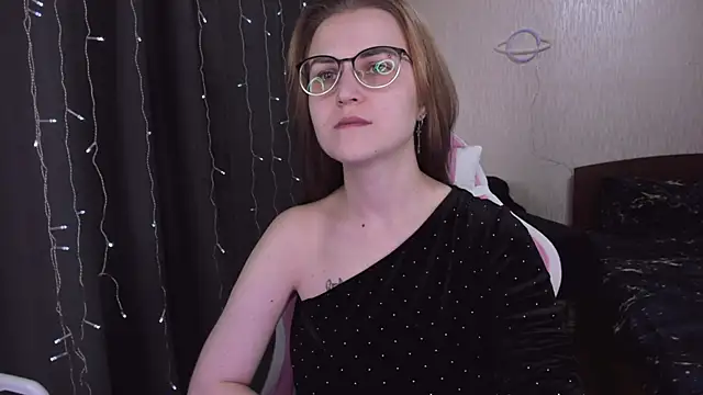 MissBrightShine online show from February 22, 10:18 am