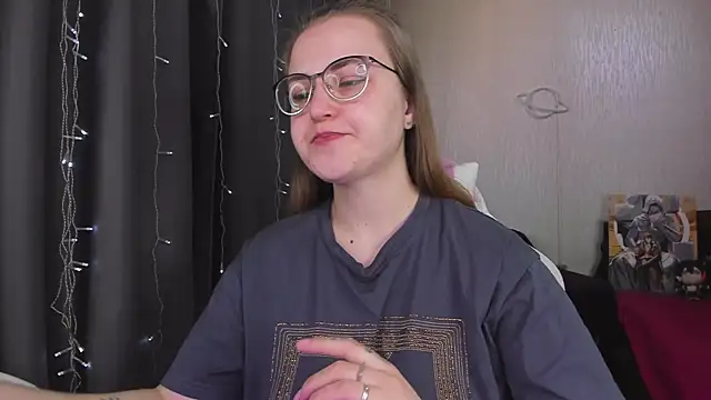 MissBrightShine online show from February 25, 11:42 am