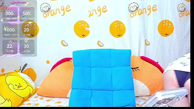 alonelove   online show from November 11, 2:44 am