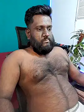 Rayansmith  online show from April 12, 9:09 pm