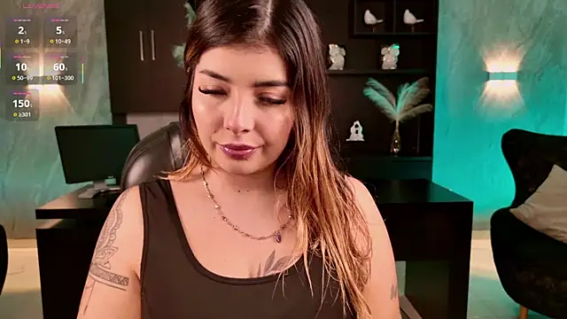 Snapshot of LisaMonroe_ chatting on September 20, 8:10 pm LisaMonroe online show from September 20, 8:10 pm