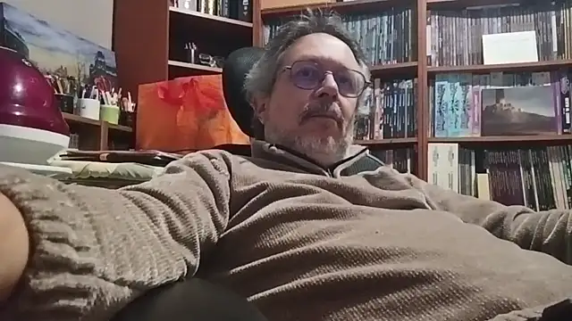 Mandra is a whore online show from October 21, 9:37 pm