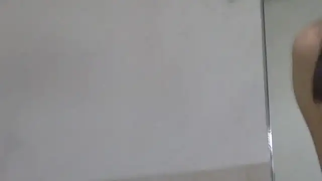 Snapshot of MIYAMOTO_MARINA chatting on January 29, 1:17 pm MIYAMOTO MARINA online show from January 29, 1:17 pm