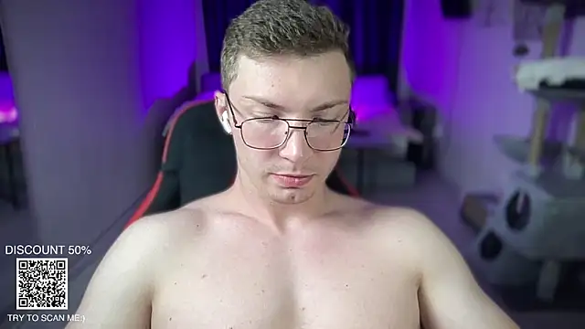 iron  chap online show from November 7, 9:15 pm