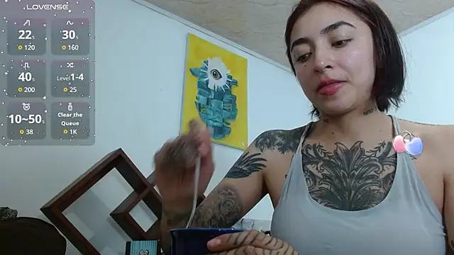 ZoeBakers  online show from October 8, 1:47 am