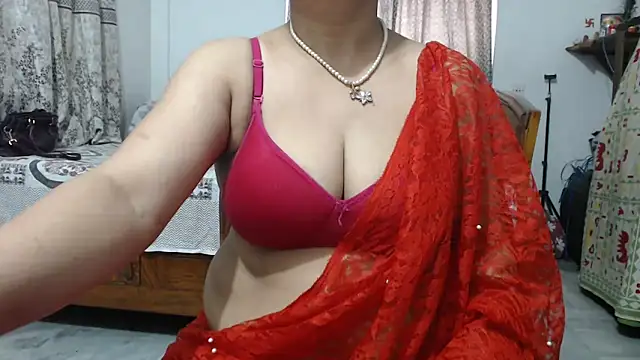 Snapshot of sexy_jaaan chatting on April 26, 3:15 am sexy jaaan online show from April 26, 3:15 am