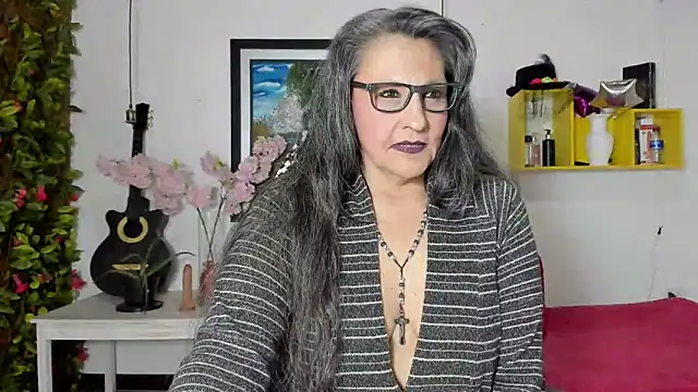 Snapshot of merlyna_goldens chatting on January 30, 6:13 am merlyna goldens online show from January 30, 6:13 am