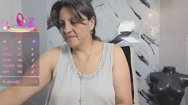 Snapshot of merlyna_goldens chatting on September 10, 11:38 pm merlyna goldens online show from September 10, 11:38 pm