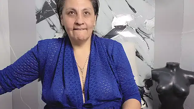 Snapshot of merlyna_goldens chatting on September 27, 12:48 am merlyna goldens online show from September 27, 12:48 am