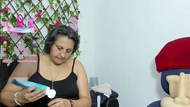 Snapshot of merlyna_goldens chatting on November 15, 1:58 am merlyna goldens online show from November 15, 1:58 am