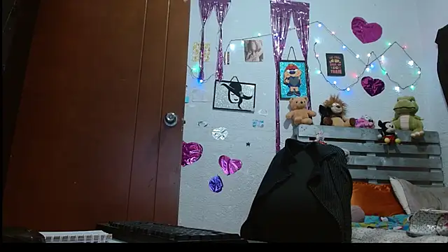 Saray extrovert  online show from December 2, 5:04 am