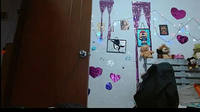 Saray extrovert  online show from December 5, 10:55 am