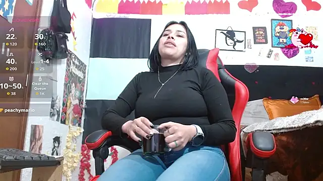 Saray extrovert  online show from November 28, 5:32 am