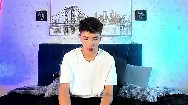 Andrew thevil online show from January 9, 7:42 am