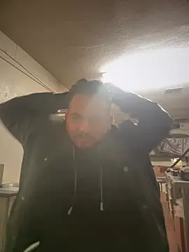 PeterGrandee online show from February 13, 6:27 pm