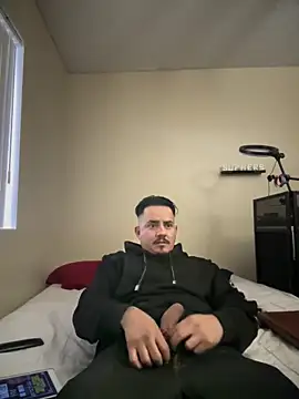 PeterGrandee online show from February 13, 11:26 pm