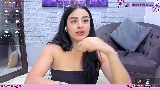 Paula Desousa online show from February 25, 1:52 am