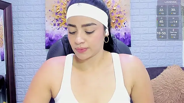 Paula Desousa online show from September 10, 6:08 pm