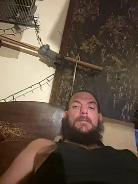 Snapshot of 420rickie420 chatting on March 16, 3:01 am 420rickie420 online show from March 16, 3:01 am