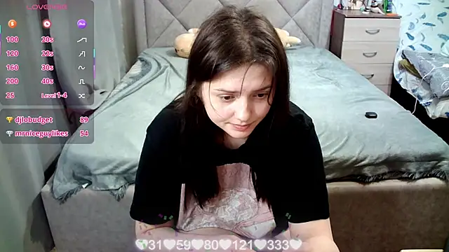 juliettkalen online show from March 27, 10:59 am