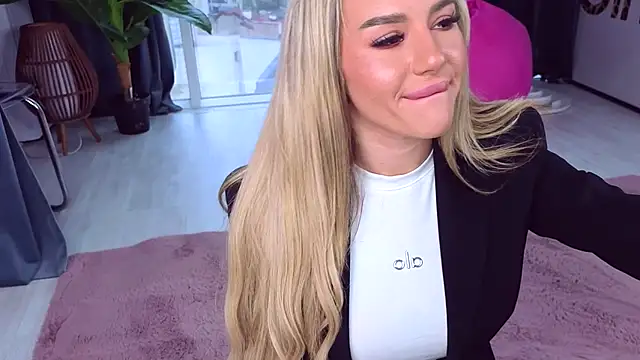 SpoilM3Mor3 online show from November 6, 12:50 pm