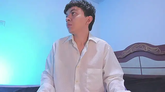 Snapshot of Lucaas_King chatting on March 7, 12:56 pm Lucaas King online show from March 7, 12:56 pm