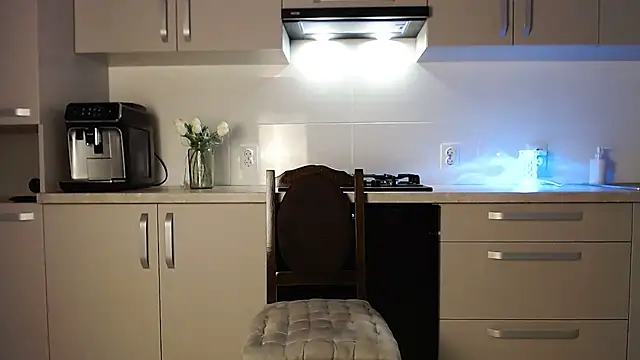 Snapshot of _Anna_Montana chatting on March 17, 9:02 pm  Anna Montana online show from March 17, 9:02 pm