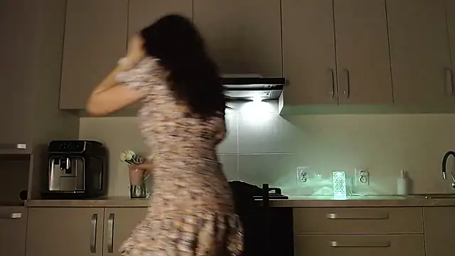 Snapshot of _Anna_Montana chatting on March 18, 6:15 pm  Anna Montana online show from March 18, 6:15 pm