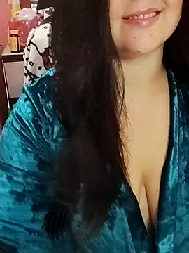 Snapshot of ErikaVlovely chatting on October 22, 10:42 pm ErikaVlovely online show from October 22, 10:42 pm