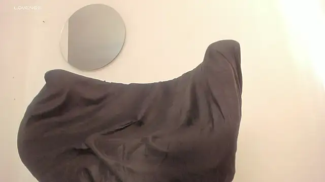 Snapshot of isabelsexysmile_ chatting on July 21, 8:00 pm isabelsexysmile online show from July 21, 8:00 pm