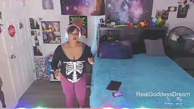 temptressbeauty24 online show from January 31, 9:02 pm